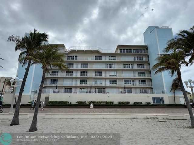 300 Oregon St 506, Hollywood, Condo/Co-Op/Villa/Townhouse,  for sale, Hollywood Beach Realty